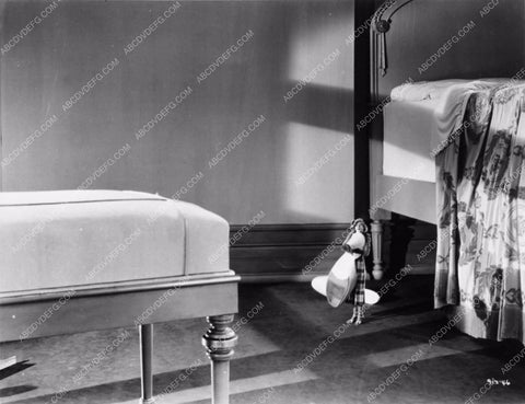 from MGM film The Devil Doll miniature people scene 2706-05