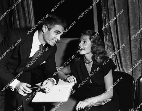 candid Jeff Chandler and Rita Hayworth 2713-11