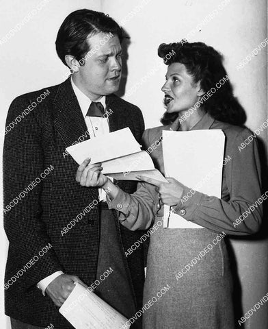 candid Orson Welles & Rita Hayworth 2713-18