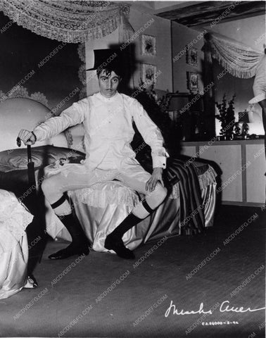 Mischa Auer in garters comedy film Twin Beds 2736-22