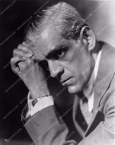 Boris Karloff portrait 2738b-11