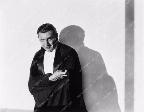 Bela Lugosi portrait as Dracula 2738b-12
