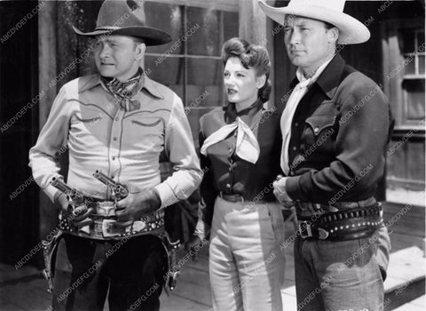 Tex Ritter Dave O'Brien and cowgirl Frontier Fugitives 2752-09