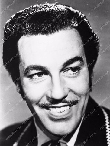 Cesar Romero portrait 2764-23