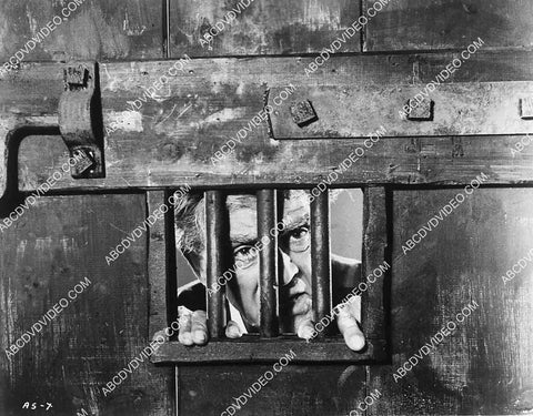2769-013 Boris Karloff locked in the dungeon film The Haunted Strangler 2769-013