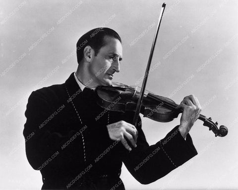Basil Rathbone as Sherlock Holmes playing Violin 2793-33