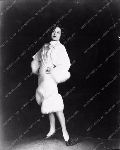 Joan Crawford in white fur fashion shot 2800-03