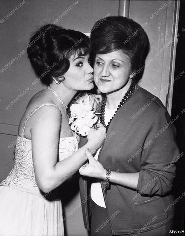 Connie Francis and her mom behind the scenes MGM Studios 2818-06