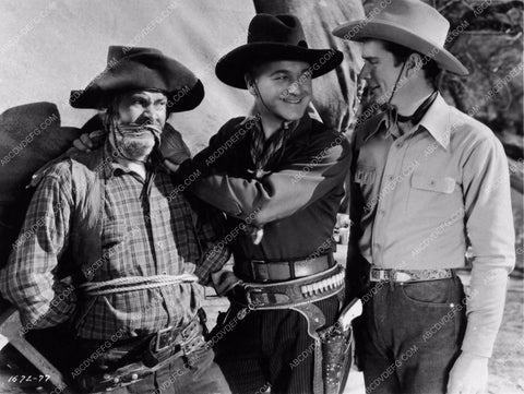 Gabby Hayes Bill Boyd Russell Hayden Hills of Old Wyoming Hopalong 2957-23