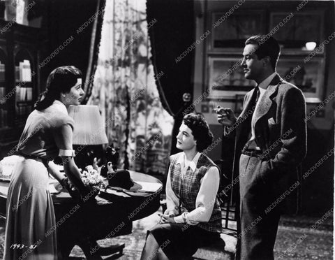 Gail Russell Ray Milland Ruth Warrick from The Uninvited 2967-19