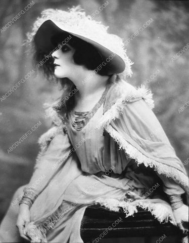 great Theda Bara portrait 2988-17