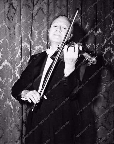 Jack Benny and violin portrait 3002-16