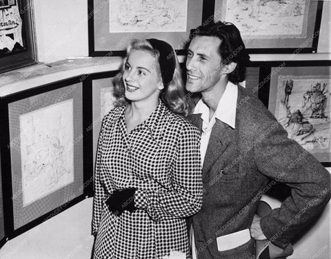 John Carradine and Wife Sonja Sorrell candid 3021-02