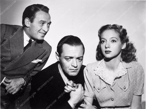 Peter Lorre Evelyn Keyes George E. Stone film The Face Behind the Mask 3021-14