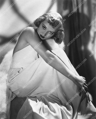 beautiful Betty Grable portrait 3030-04
