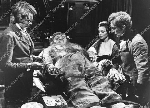 Shane Briant Peter Cushing Madeline Smith film Frankenstein and the Monster from Hell 3032-32