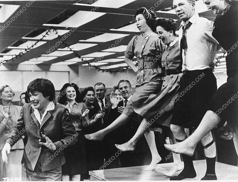 Shirley MacLaine Ray Walston dancing away film The Apartment 3034-06