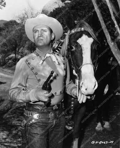 Gene Autry and horse Champion 3068-28