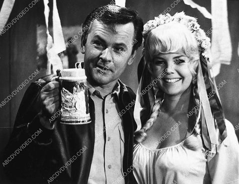 Sigrid Valdis Bob Crane TV Hogan's Heroes 3077-22