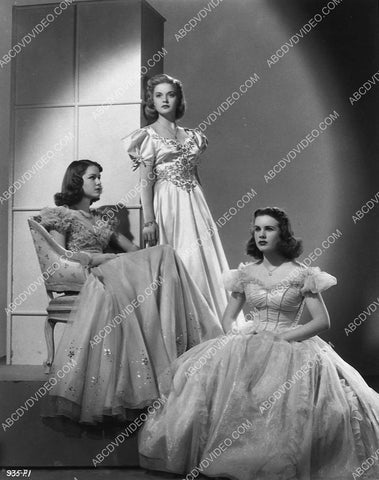 Deanna Durbin Nan Grey Helen Parrish film 3 Smart Girls Grow Up 3077-35