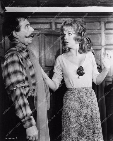 Stella Stevens The Secret of My Success 3078-24