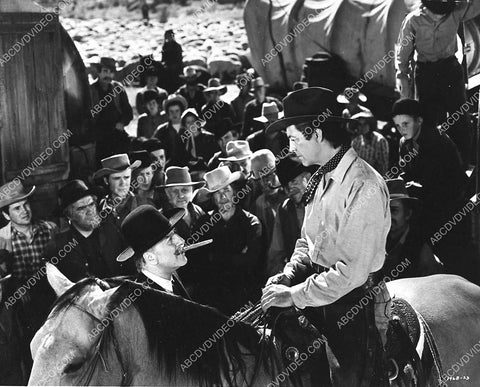 Robert Taylor western film Devil's Doorway 3098-13