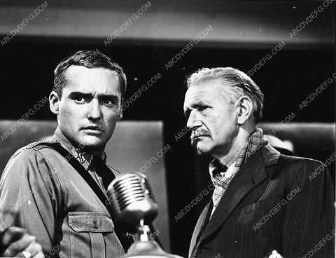 Dennis Hopper Ludwig Donath TV The Twilight Zone ep He's Alive 3111-06