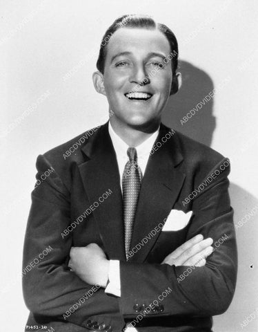 smiling Bing Crosby portrait 3118-23