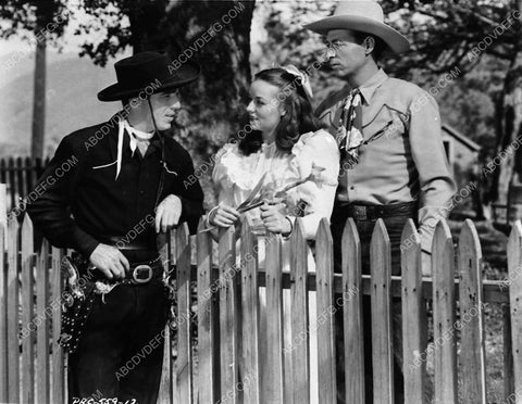 Lash La Rue Sarah Padden Eddie Dean film Song of Old Wyoming 3130-03