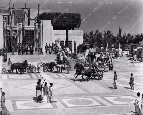 Ben Hur cast chariots and horses scene 3148-07