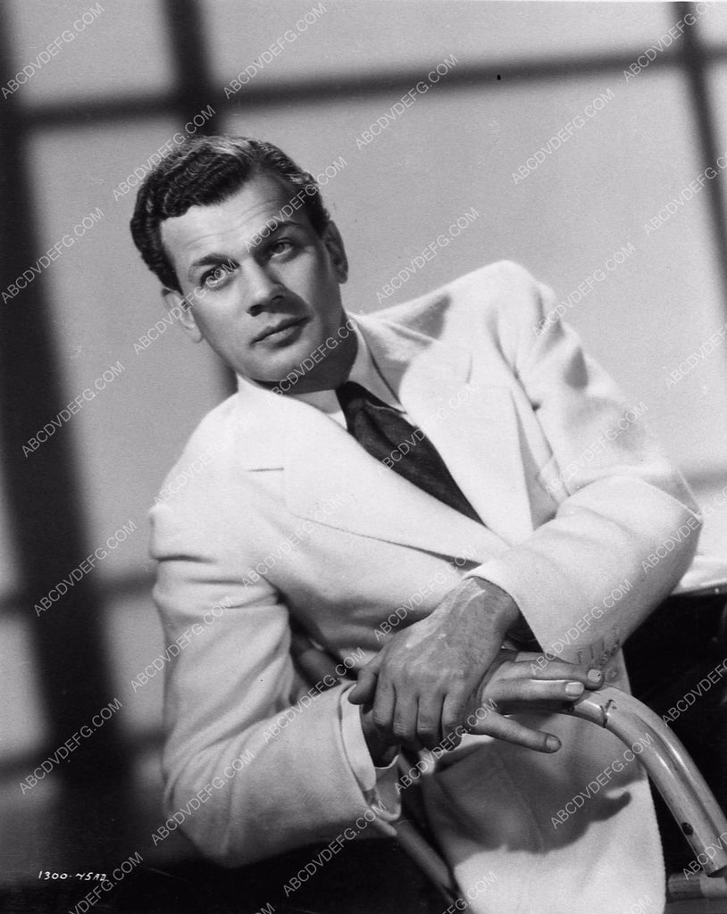 Joseph Cotton portrait 316410 ABCDVDVIDEO