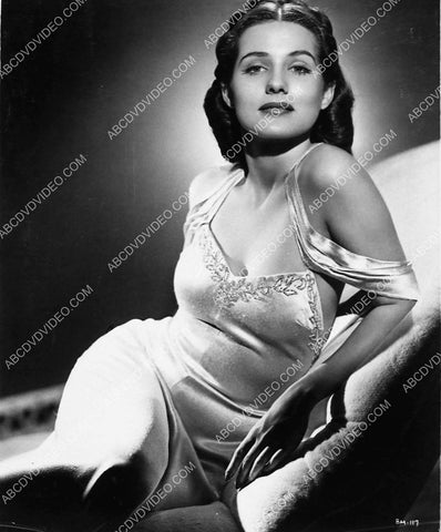 Brenda Marshall portrait 3197-04