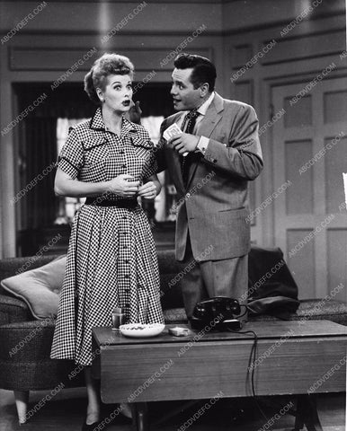 Lucille Ball Desi Arnaz TV show I Love Lucy 3200-29