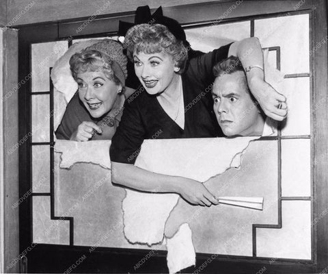 Lucille Ball Desi Arnaz Vivienne Vance TV show I Love Lucy 3200-31