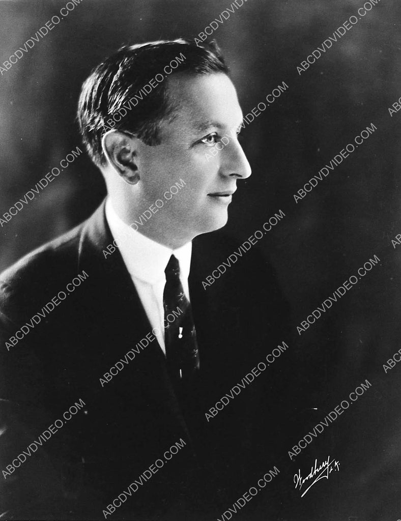 studio exec Sol Lesser portrait 320227 ABCDVDVIDEO