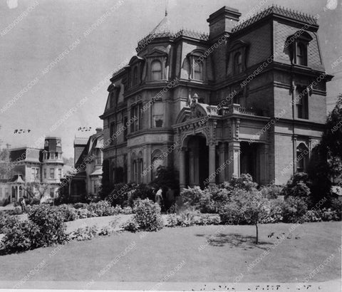 MGM Studios backlot exterior set shot St. Louis Street 3209-31