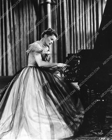 Katharine Hepburn at the piano film Song of Love 3220-30