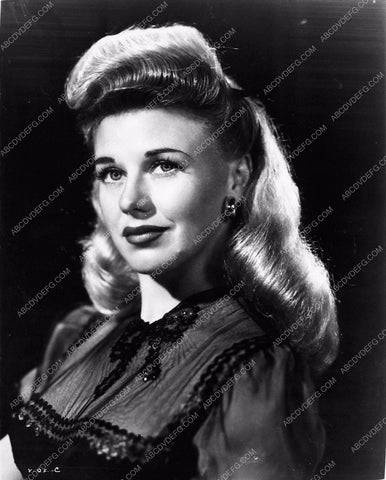 Ginger Rogers portrait 3239-12