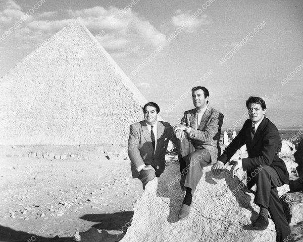 Robert Taylor & studio execs on location Egypt Pyramids film Valley of ...