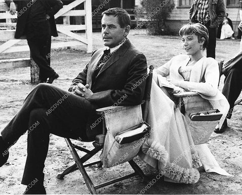 candid Glenn Ford Shirley MacLaine on set film The Sheepman 3273-03