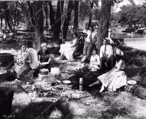 William Holden and cast film Picnic 3278a-04