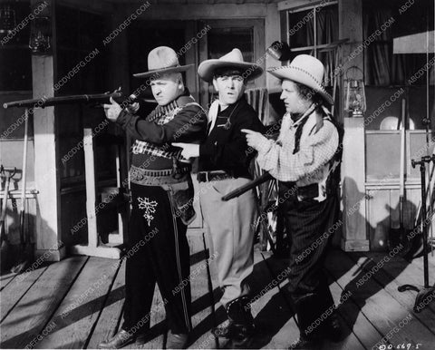 Three Stooges Moe Larry Curly short Yes We Have No Bonanza 3278a-18