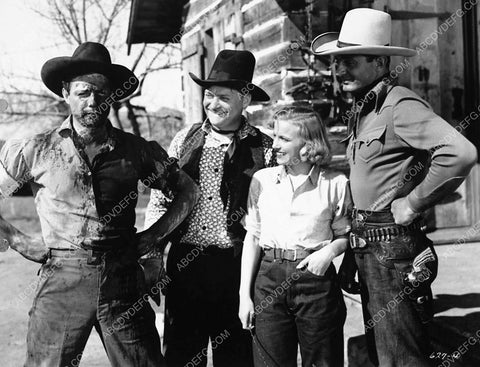 Robert Livingston Ray Corrigan Max Terhune Jean Carmen film Gunsmoke Ranch 3300-14