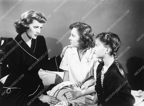 Maureen O'Hara Natalie Wood film Father Was a Fullback 3308-21