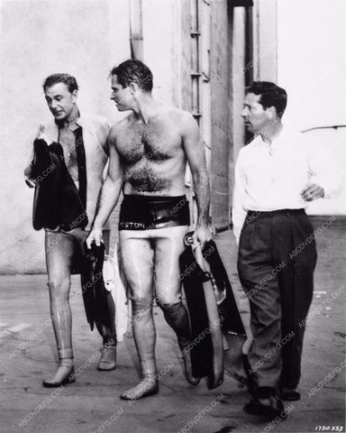 Gary Cooper Charlton Heston shirtless Wreck of the Mary Deare 3309-11