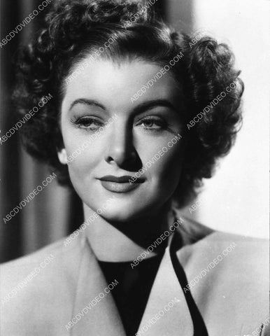 lovely Myrna Loy portrait 3341-26