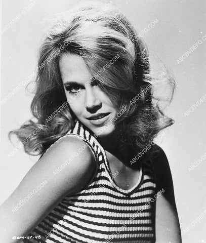 beautiful Jane Fonda portrait 3381-12