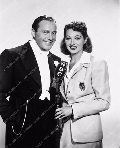 portrait Jack Benny Mary Livingstone NBC microphone 3401-04