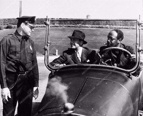 candid Jack Benny Eddie Rochester Anderson in automobile 3401-08