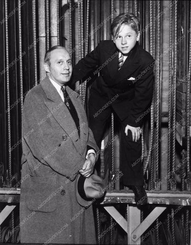 Jack Benny Mickey Rooney behind the scenes at MGM 3402-04